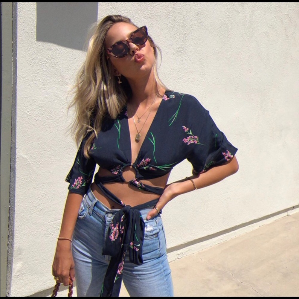 Tie Crop Top / Skylar and Madison